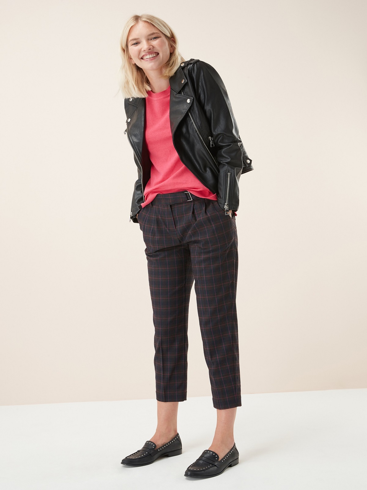 568-360s5.jpg Women Black Motorcyclist Jacket - Image 1
