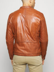 Captivating Brown Leather Jacket - Image 2