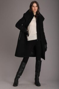 Black Wool Blended Winter Coat For Women
