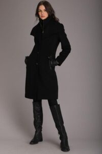 Black Wool Blended Winter Coat For Women - Image 2